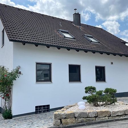 Apartment Am Stadtpark Neumarkt in der Oberpfalz Esterno foto