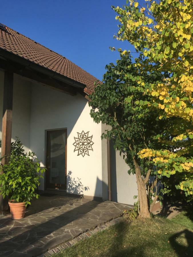 Apartment Am Stadtpark Neumarkt in der Oberpfalz Esterno foto